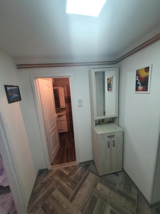 Nemir Zavojsko Jezero Apartment
