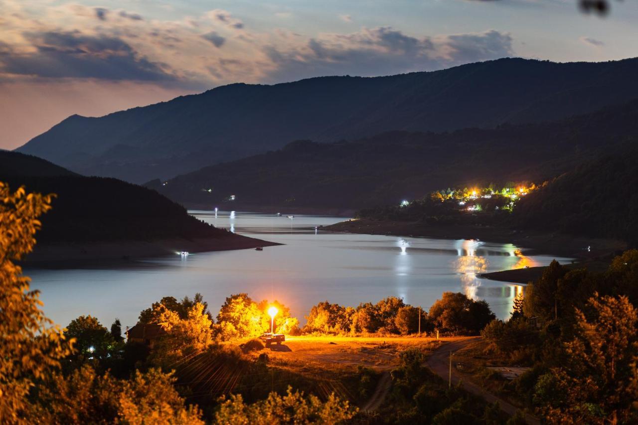 Nemir Zavojsko Jezero Lägenhet Pirot