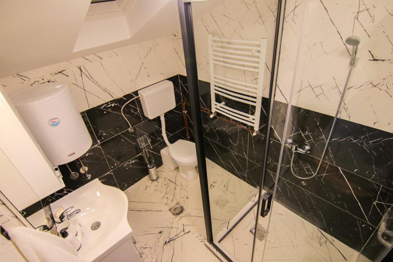Nemir Zavojsko Jezero Apartment *